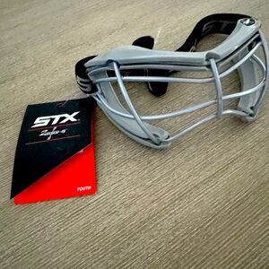 Girls/ women's STX lacrosse/ field hockey mask brand new with tag